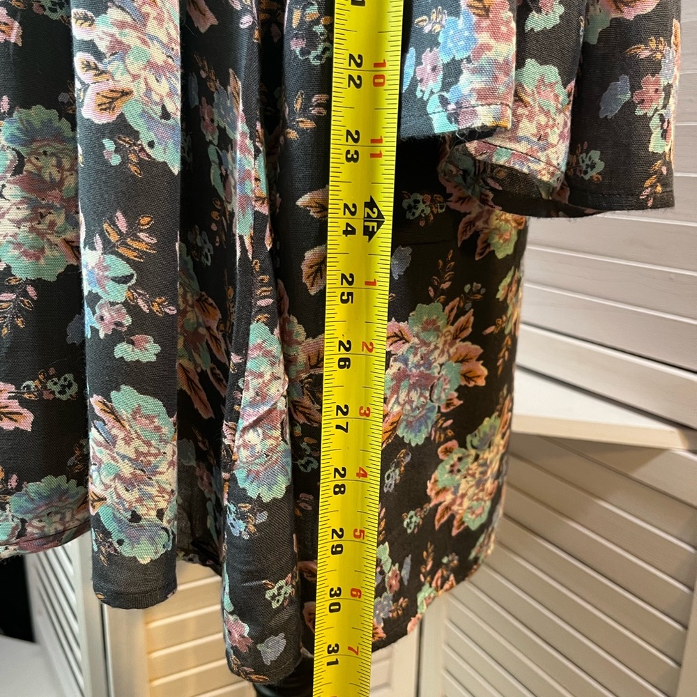 VOLCOM DRESS - Picture 11 of 11